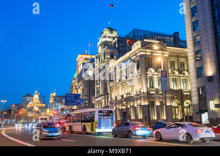 Shanghai, Shanghai, Cina. 28 Mar, 2018. Shanghai, Cina-28th Marzo 2018: scenario del Bund a Shanghai. Credito: SIPA Asia/ZUMA filo/Alamy Live News Foto Stock