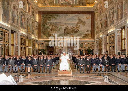 Vaticano Città del Vaticano udienza di Giovanni Paolo II al terzo lodge di Raffaello Foto Stock