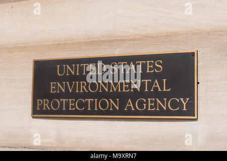 WASHINGTON, DC - MARZO 14, 2018: Agenzia per la Protezione Ambientale segno presso l'EPA edificio in Washington, DC Foto Stock