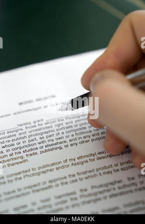 L uomo è la firma di modello di rilascio per microstock. Foto Stock