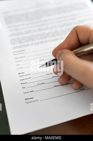 L uomo è la firma di modello di rilascio per microstock. Foto Stock