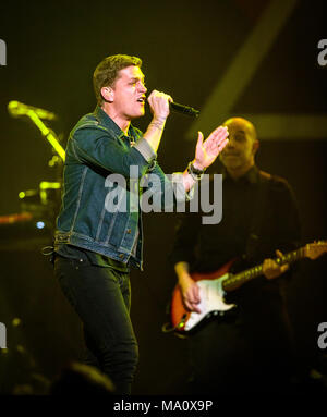 LAS VEGAS NV - 5 Dicembre 2015: ***COPERTURA CASA*** Rob Thomas esegue in corrispondenza del giunto al Hard Rock Hotel & Casino in Las Vegas NV il 5 dicembre 2015. Credito: Erik Kabik fotografia/ MediaPunch Foto Stock