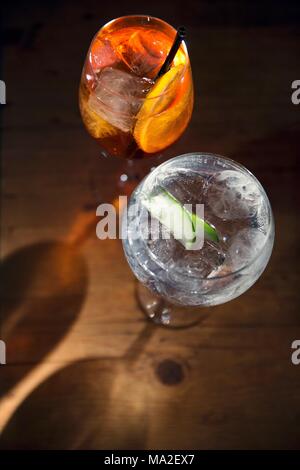 Cocktail nel grande ristorante di pesce, El quartiere nato, Barcellona Foto Stock