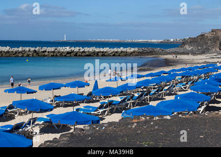 Playa blanca playa flamingo beach resort per vacanze isole Canarie di Lanzarote, un isola spagnola, al largo della costa nord ovest africa 2018 Foto Stock