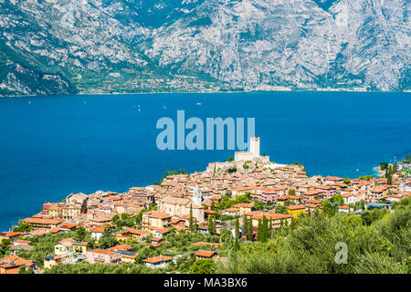 Malcesine, lago di Garda, provincia di Verona, regione Veneto, Italia. Foto Stock