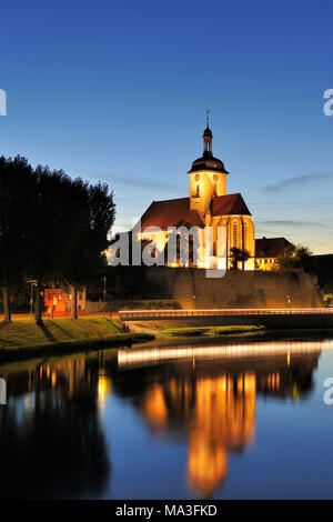 Germania, Baden-Württemberg, Lauffen am Neckar, la chiesa di St Regiswindis Foto Stock