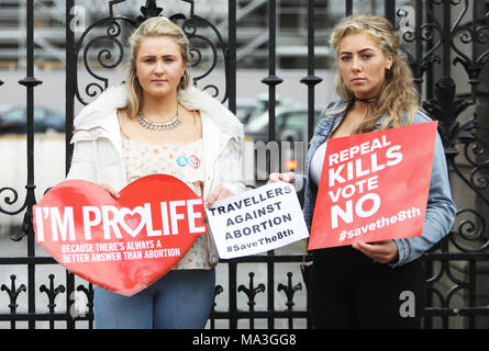 29/03/2018. Lancio ufficiale di salvare il 8 Voto nessuna campagna. Foto di Mattie McGrath e capo della campagna Niamh Uí Bhriain Lancio ufficiale di salvare il 8 Voto nessuna campagna al Gresham Hotel al momento del lancio ufficiale di salvare il 8 Voto nessuna campagna. Foto: Sam Boal/Rollingnews.ie Foto Stock