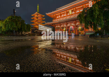 Asia, Giappone, Nihon, Nippon, Tokyo, Taito, Asakusa, Sens?-ji tempio complesso con pagoda Foto Stock