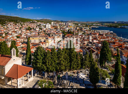Croazia, Dalmazia, Sibenik, Old Town, Vista da Michele Sveti fortezza Foto Stock