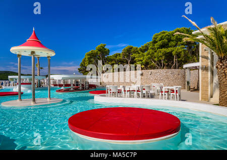 Croazia, Dalmazia, Sibenik, Solaris Beach Resort, En Vogue Beach Club Foto Stock