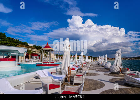 Croazia, Dalmazia, Sibenik, Solaris Beach Resort, En Vogue Beach Club Foto Stock