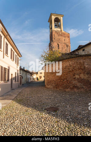 Lomello, provincia di Pavia, Lombardia, Italia. La Cattedrale di Santa Maria Maggiore Foto Stock