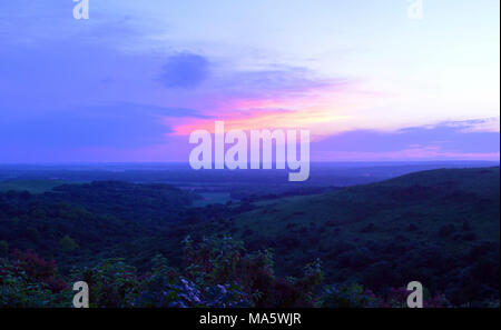 Tramonto a Konza Prairie, Kansas. Foto Stock