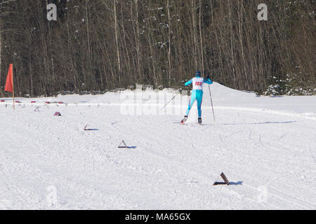 Maratona di sci e sci lunghe distanze . Foto Stock
