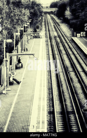 La metropolitana di Londra la stazione della Metropolitana: West Acton Foto Stock