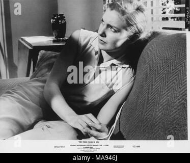 Joanne Woodward, pubblicità ritratto, sul set del film "Le tre facce di Eve', 20th Century Fox, 1957 Foto Stock