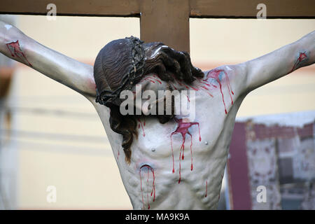 Mosorrofa, Italia, 30 marzo 2018: Processione Varette venerdì santo,Gesù crocifisso Credito: Giuseppe Andidero/Alamy Live News Foto Stock