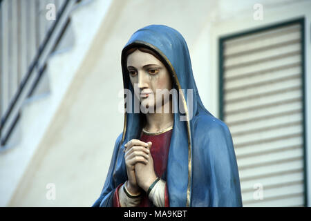 Mosorrofa, Italia, 30 marzo 2018: Processione Varette venerdì santo,Madonna Addolorata: Credito Giuseppe Andidero/Alamy Live News Foto Stock