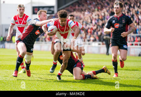 Sant Helens's Regan grazia è affrontato da Wigan Warriors di Josh Woods 30 Marzo 2018 , totalmente Wicked Stadium , Merseyside, Inghilterra; Betfred Super League Rugby, Round 8, St Helens v Wigan Warriors; Foto Stock