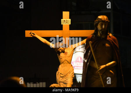 Mosorrofa, Italia, 30 marzo 2018: Processione Varette venerdì santo,Gesù crocifisso Credito: Giuseppe Andidero/Alamy Live News Foto Stock