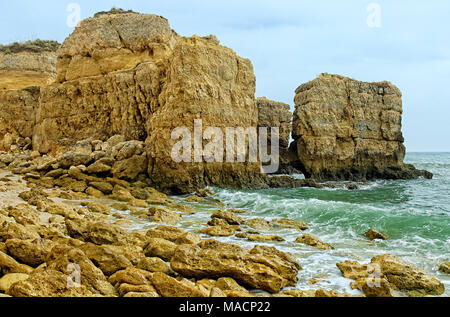 Caletta rocciosa a Albufeira Foto Stock