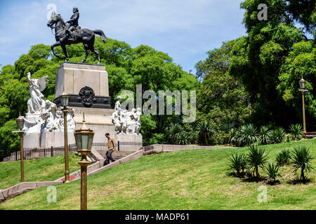 Buenos Aires Argentina,Recoleta,Plaza Mitre,parco,statua,monumento a Bartolome Mitre,monumento,equestre,ispanico,ARG171130234 Foto Stock