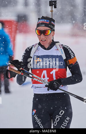 Lenzerheide, Svizzera, 1 aprile 2018. Selina Gasparin dopo la donna della Partenza di Massa presso lo Swiss e Nazionale Belga campionati di Biathlon Credito: Rolf Simeone/Alamy Live News Foto Stock