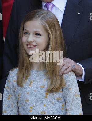 Palma di Maiorca, isole Baleari, Spagna. 1 apr, 2018. Crown Princess Leonor hanno partecipato alla Messa di Pasqua presso la cattedrale di Palma de Mallorca su Aprile 1, 2018 in Palma de Mallorca, Spagna. Credito: Clara Margais/ZUMA filo/Alamy Live News Foto Stock