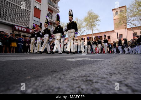 Processione della gloria durante la Domenica di Risurrezione celebra la Domenica di Pasqua per le strade di Valencia. Valencia, Spagna. Il 1 aprile 2018. Credito: Gentian Polovina/Alamy Live News Foto Stock