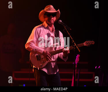 COCONUT CREEK, FL - MARZO 31: Southside Johnny & The Asbury Jukes esegue al Seminole Coconut Creek Casino on Marzo 31, 2018 in Coconut Creek, Florida. Credito" mpi04/MediaPunch Credito: MediaPunch Inc/Alamy Live News Foto Stock