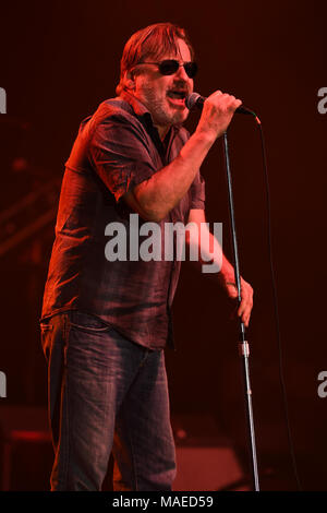 COCONUT CREEK, FL - MARZO 31: Southside Johnny & The Asbury Jukes esegue al Seminole Coconut Creek Casino on Marzo 31, 2018 in Coconut Creek, Florida. Credito" mpi04/MediaPunch Credito: MediaPunch Inc/Alamy Live News Foto Stock