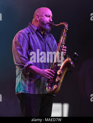 COCONUT CREEK, FL - MARZO 31: Southside Johnny & The Asbury Jukes esegue al Seminole Coconut Creek Casino on Marzo 31, 2018 in Coconut Creek, Florida. Credito" mpi04/MediaPunch Credito: MediaPunch Inc/Alamy Live News Foto Stock