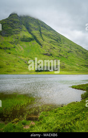 Vista panoramica di Glencoe, nel Lochaber area delle Highlands Scozzesi. Foto Stock