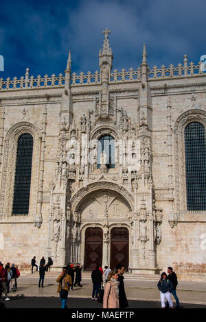 Belem, Lisbona. Il Portogallo. Il 23 gennaio 2018. Il Monastero di Jeronimos o il monastero di Hieronymites (Mosteiro dos Jeronimos) Portoghese tardo gotico manuelino st Foto Stock