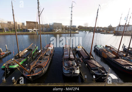 Vecchie navi a vela in Museo Harbour, Amsterdam, Paesi Bassi Foto Stock