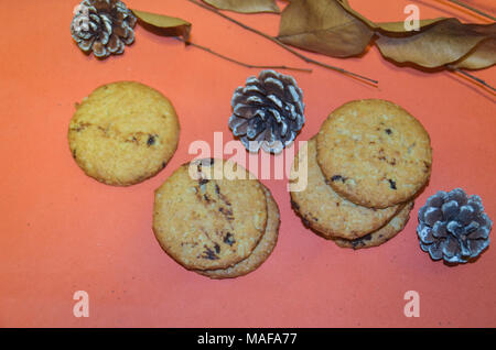 Home cotta biscotti al cioccolato come comfort food per i giorni d'autunno Foto Stock