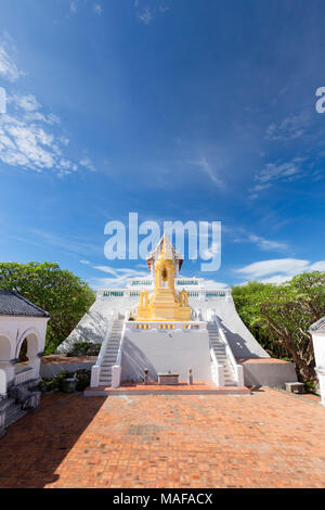 Il Wat Phra Kaeo, Phra Nakhon Khiri historical park, Phetchaburi, Thailandia Foto Stock