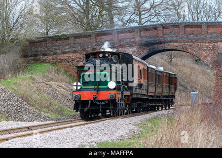 O1 classe No.65 capi a sud di Sheffield Park Foto Stock