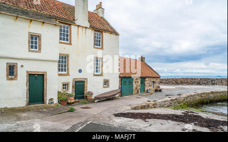 New Scenic 5 posti in vista Pittenweem, in Fife, sulla costa orientale della Scozia. Foto Stock