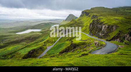 Vista panoramica del Quiraing, Isola di Skye in Scozia. Foto Stock