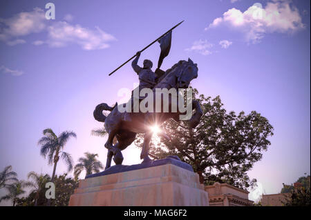 San Diego, California, Stati Uniti d'America - 5 Febbraio 2018: " El Cid Campeador,' statua in bronzo creata nel 1927 dallo scultore Anna Hyatt Huntington e architetto Willi Foto Stock