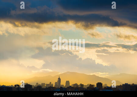 Skyline del centro di Santiago de Cile Foto Stock