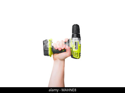 Giallo luminoso giraviti sollevata in un maschio di mano su uno sfondo bianco. Mano che tiene un strumento di costruzione. Foto Stock