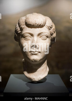 Oxford. In Inghilterra. Testa ritratto di imperatrice romana Livia Drusilla, Ashmolean Museum. Da una statua di Livia, moglie di Augusto, probabilmente da un santuario Foto Stock
