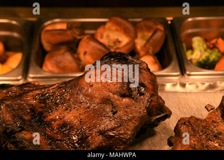 Tradizionale agnello arrosto cena Foto Stock