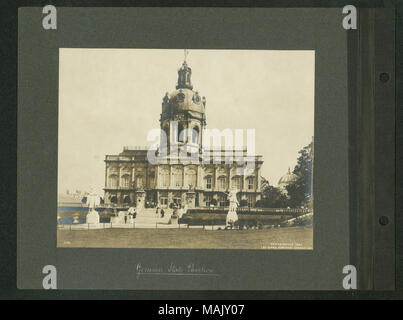 Orizzontale, seppia fotografia mostrante un edificio di due piani in pietra con una grande cupola centrale. Titolo: "Stato tedesco Pavilion.' (1904 Fiera Mondiale). . 1904. Foto Stock