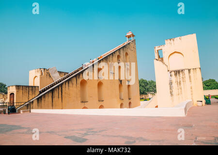 Jantar Mantar observatory a Jaipur, India Foto Stock