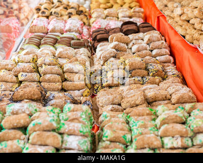 Cannoli Siciliani assortimento/Cannoli siciliani/ sono le più tradizionali di tutti i Siciliani di prodotti dolciari. Originariamente preparato durante il carnevale se Foto Stock