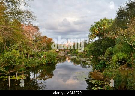 Vista del Monte Everest presso il Regno degli Animali di Disney Foto Stock