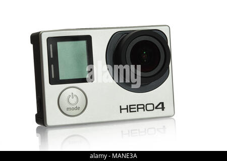 Varna, Bulgaria - 28 Maggio 2015: GoPro Hero 4 Black Edition isolati su sfondo bianco.fabbricato da GoPro Inc Foto Stock